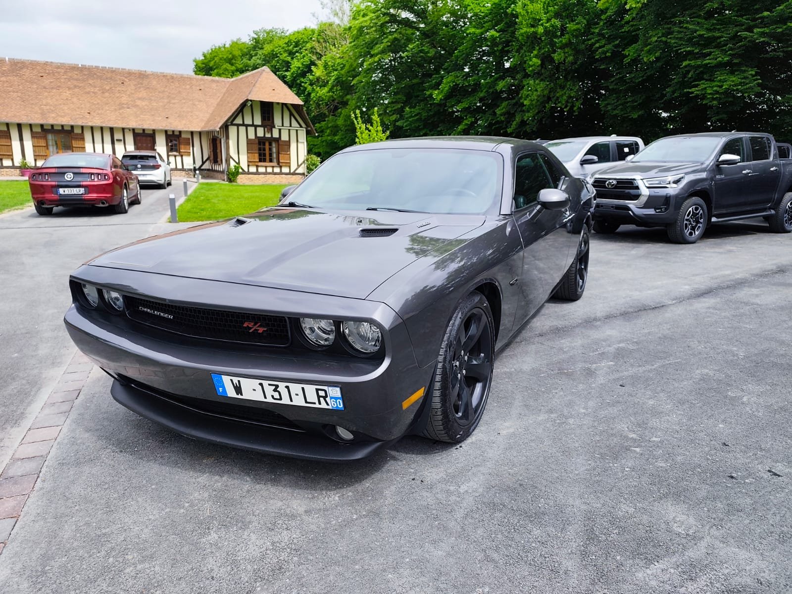 Dodge Challenger 5.7L V8
