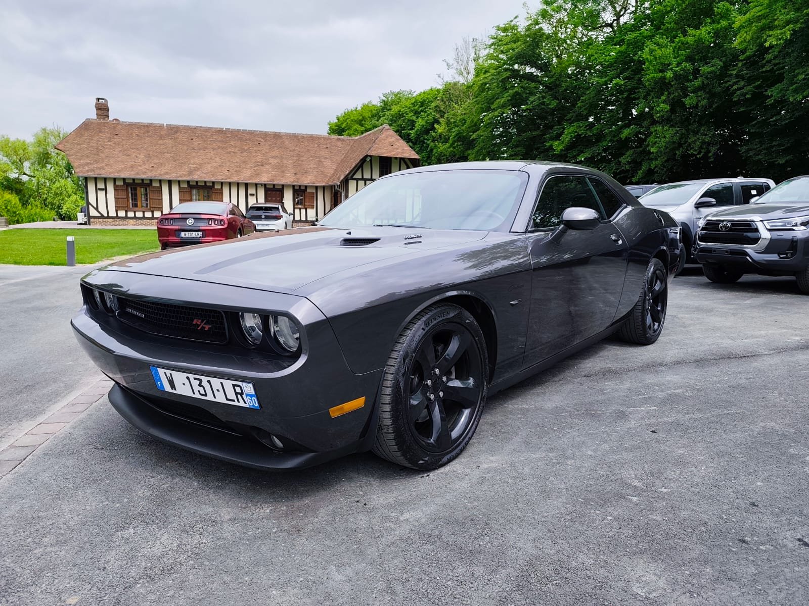 Dodge Challenger 5.7L V8