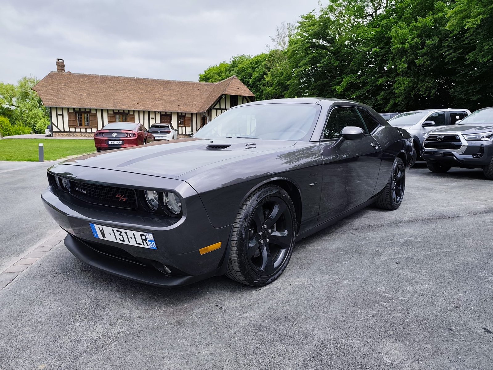 Dodge Challenger 5.7L V8