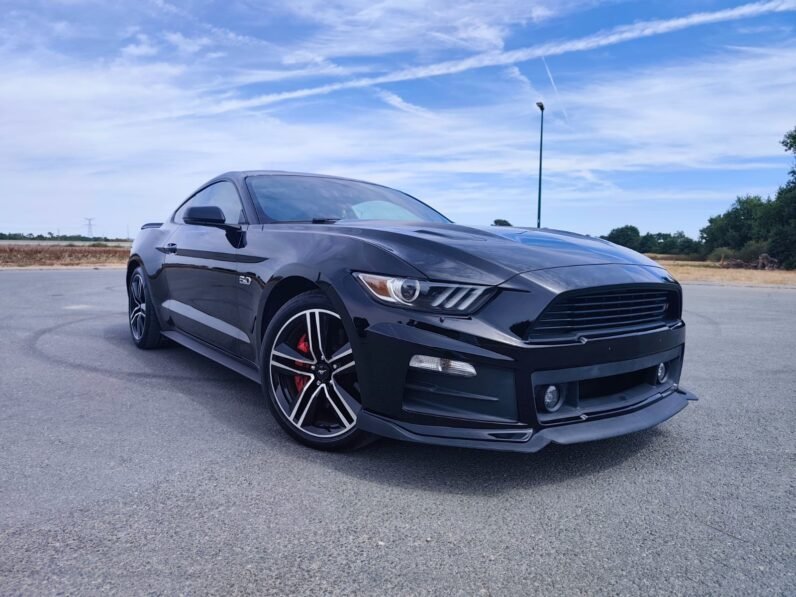 FORD MUSTANG